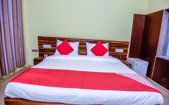 OYO 14338 Trident Valley