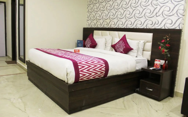 Oyo Rooms Yamuna Kinara Road