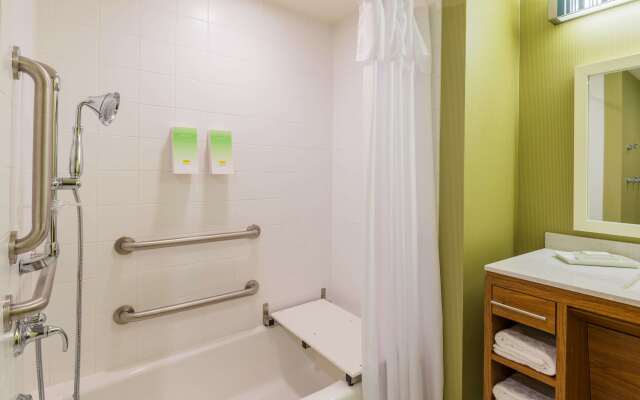 Home2 Suites by Hilton Buffalo Airport / Galleria Mall