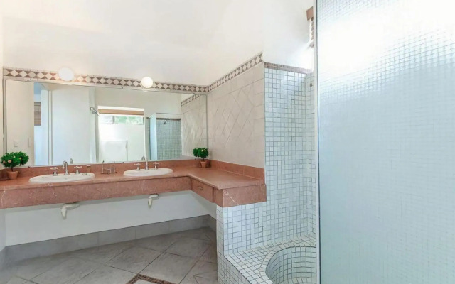 Unit 9 Viewcrest 3 Bedroom 24 Viewland Drive