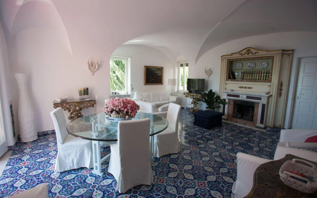Villa Silia