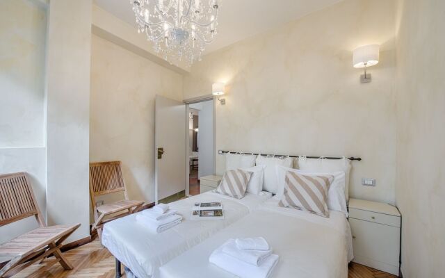 Pitti Luxury Apartment