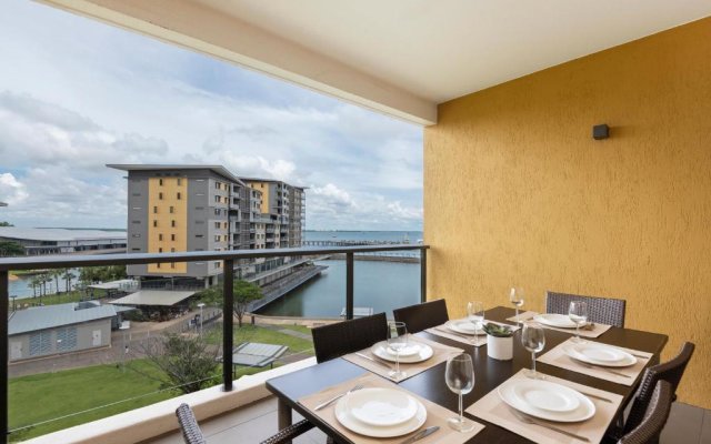 Saltwater Suites - 1,2 & 3 Bed Waterfront Apartments