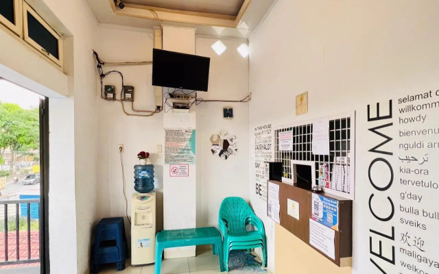 Damai Guest House by Oyo Rooms