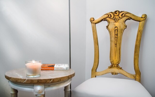 Charming 2 bdr apt next to Piraeus port