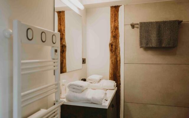 Wooden Soul : duplex 2 chambres avec jardin commun