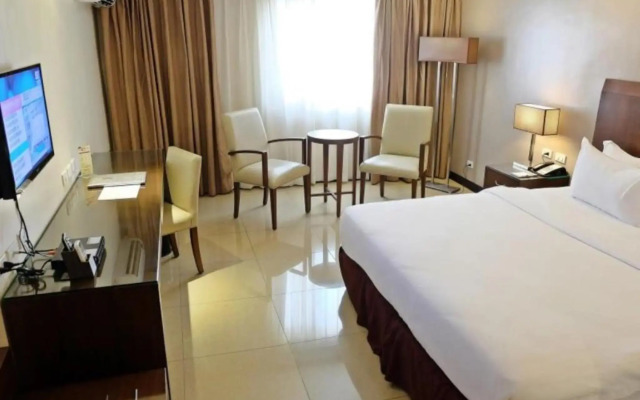 Mandarin Plaza Hotel
