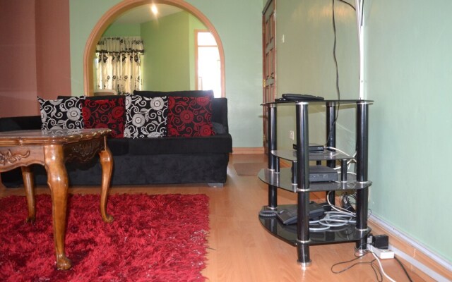 Hillview Apartment