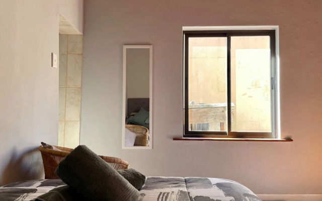 Room-living In Camps Bay Summer