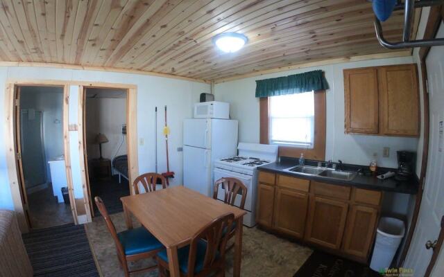 Twin Pines Resort