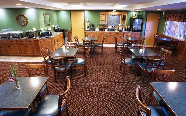 AmericInn by Wyndham McAlester