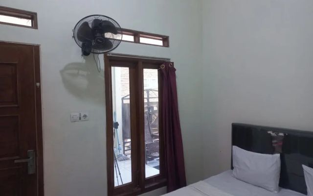 Hotel O Chimi Rumah Kost