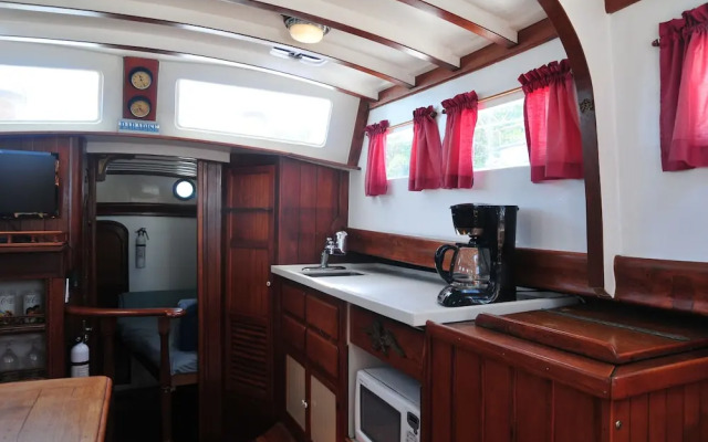 Blue Sky Charter Company LLC.