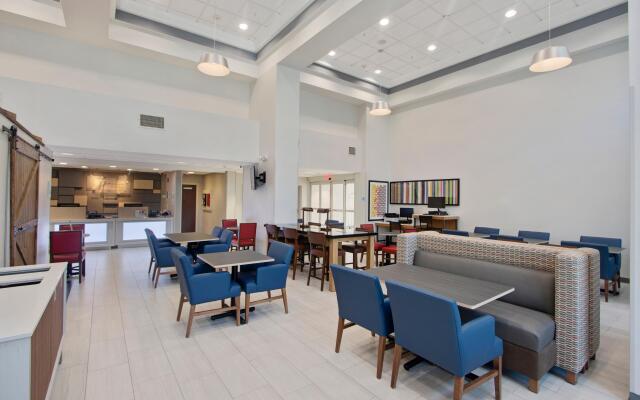 Holiday Inn Express Hotel & Suites Orlando - Apopka, an IHG Hotel