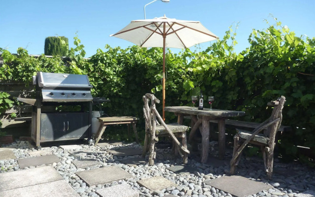 Redwood Lodge