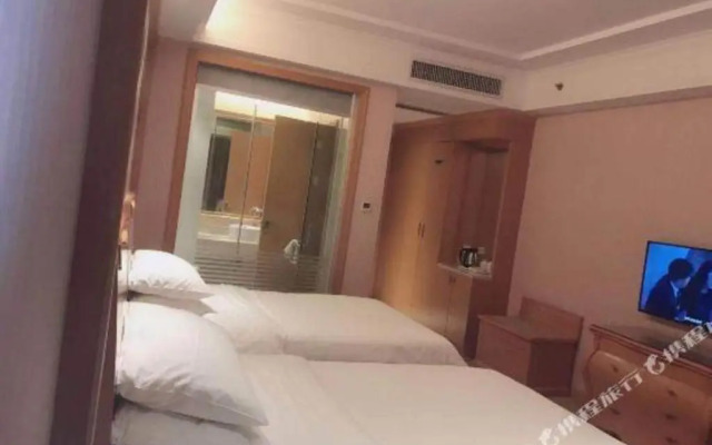 Vienna Hotel Dongguan Song Flower Lake