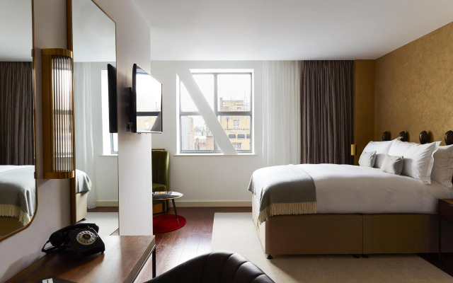 Hotel Indigo London - 1 Leicester Square by IHG