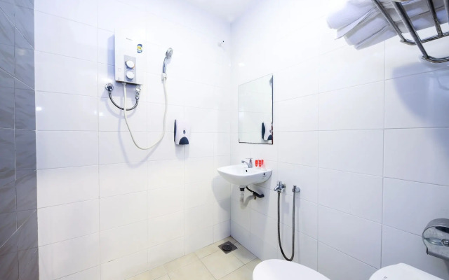 OYO 1184 Ho Hotel