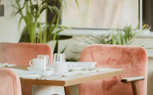 The Bold Type Hotel