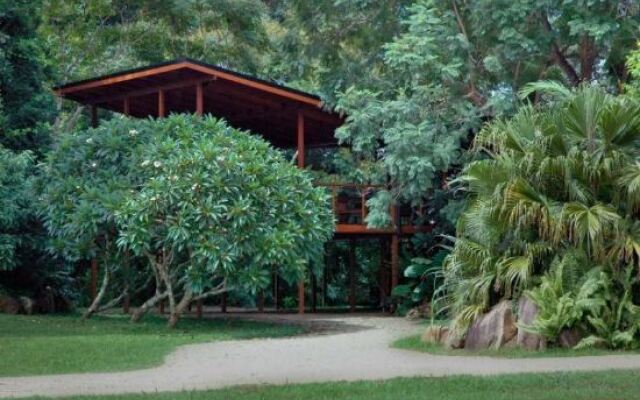 Mavis's Cabins @ Mt Warning