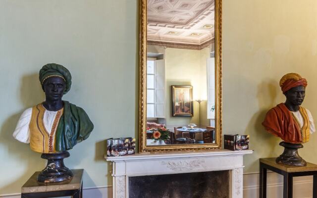 Dimora Storica Palazzo Puccini LSM