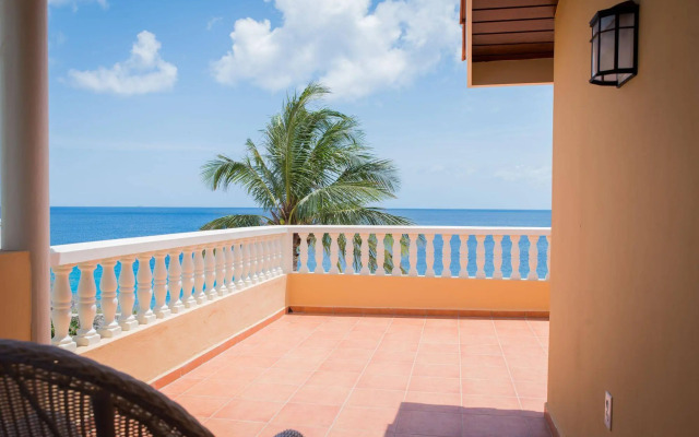 Lagun Blou Resort
