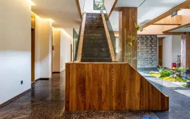 Leshan Zhuyu Hidden Luxury · Mountain View Designer Hotel