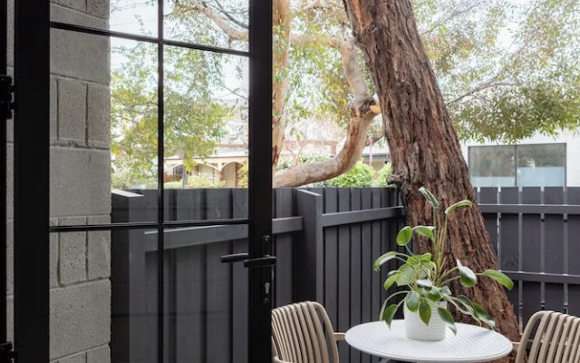 MAC Richmond by Melbourne Apartment Collection