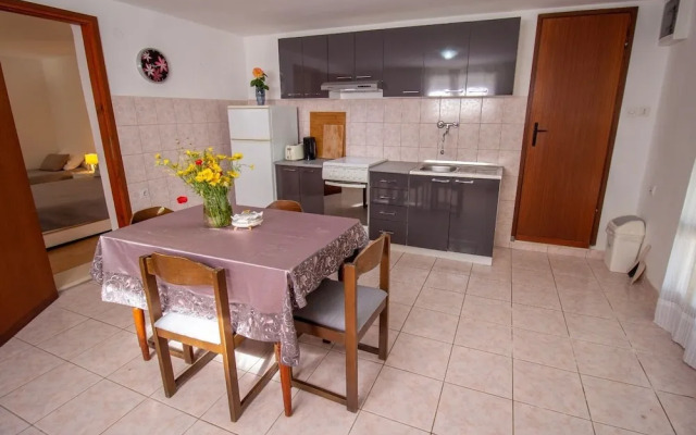 Zvone - Apartments With Terrace - A2
