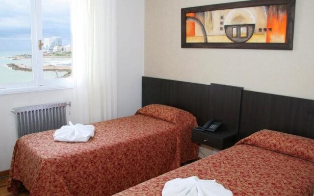 Hotel Punta Piedras
