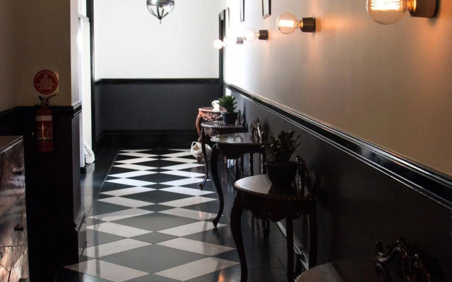 The Macquarie Hotel