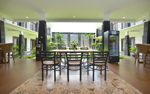 The Edwin Syariah By OYO Rooms