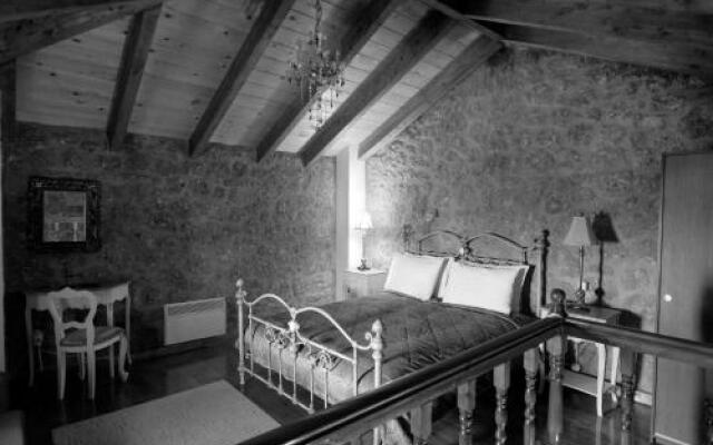 Trikalon Muses Art Suites