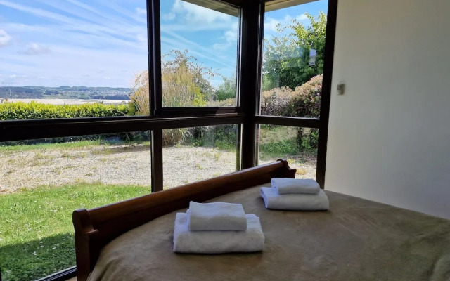 Architect Villa With Fantastic sea View, Locquirec