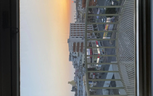 Hotel New Century