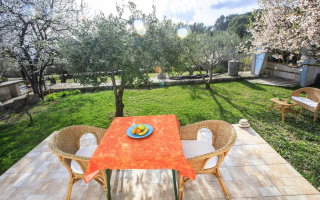 Bungalow In Sumartin, With Garden, Near The Sea