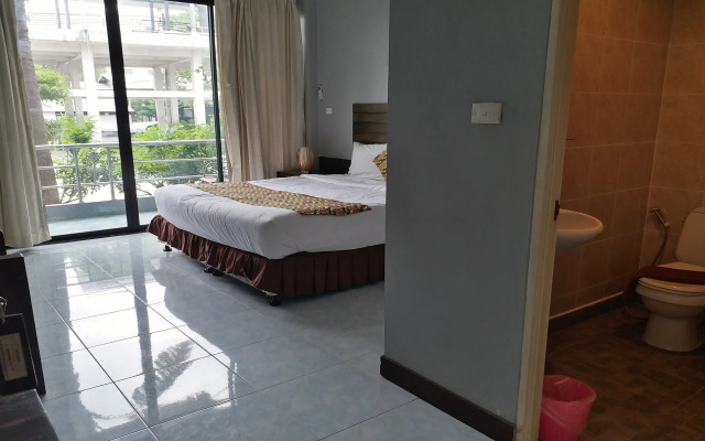 Platinum Place