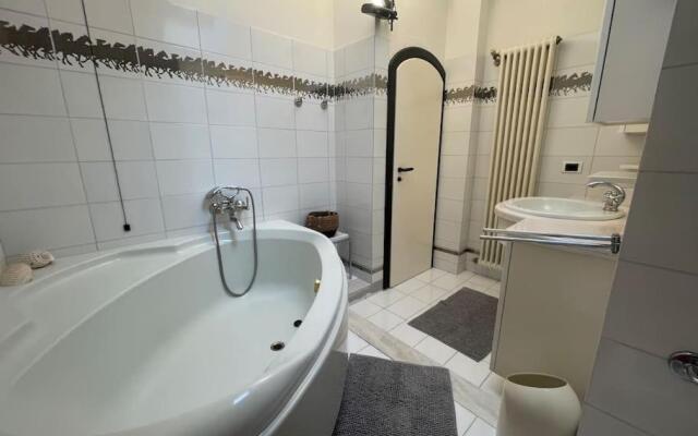 Riviera 1931 Casa Mansarda