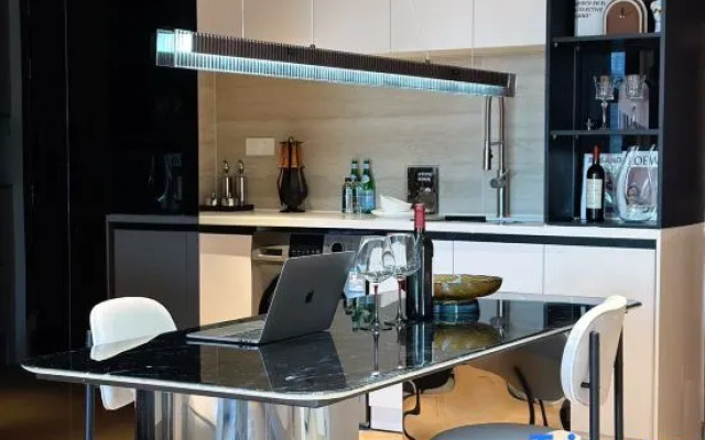 Shanghai Z·Home Homestay (Riyueguang Bojue Ju Branch)