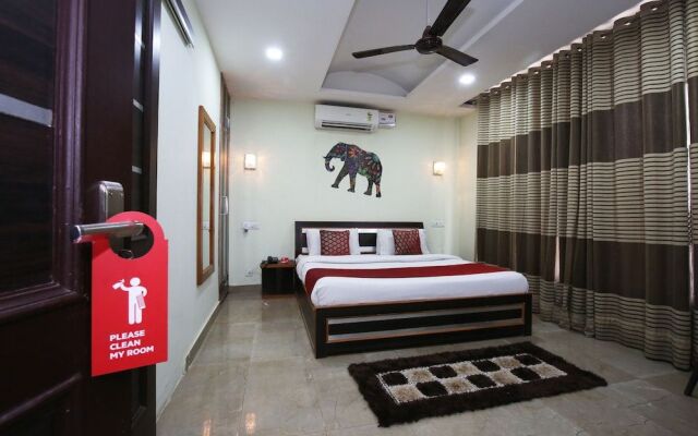 OYO 9956 Hotel Pelican Inn