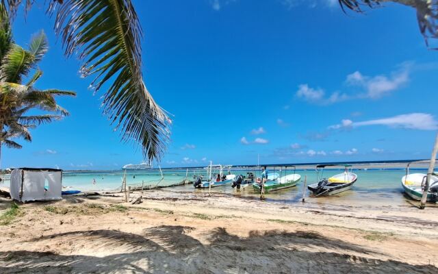 Mahasand Suites, Hostel & Hotel
