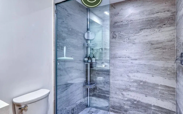 Harbor 171 Unit 1009
