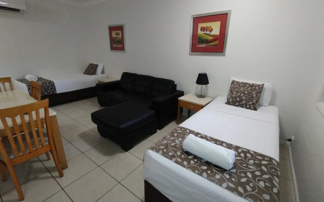 Cascade Motel In Townsville
