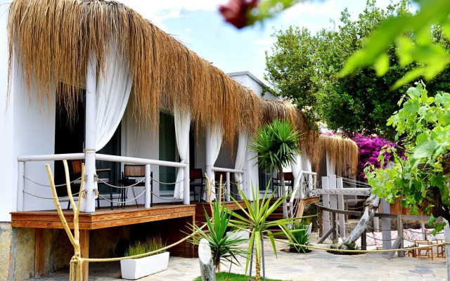 Moon Beach Otel