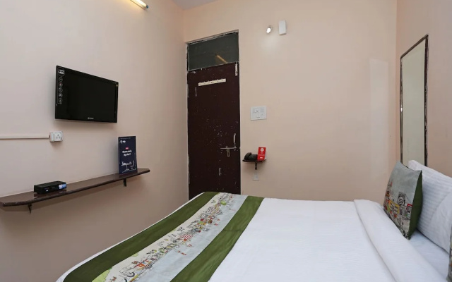 OYO 10391 Hotel Royal Sunshine – Guest Rooms – Jaipur