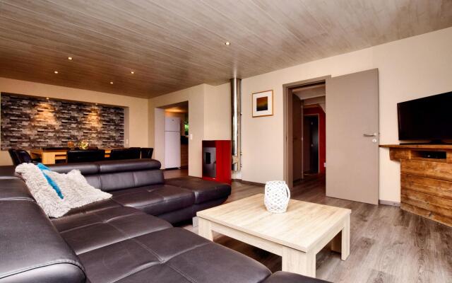 Modern Family Home With Wellness