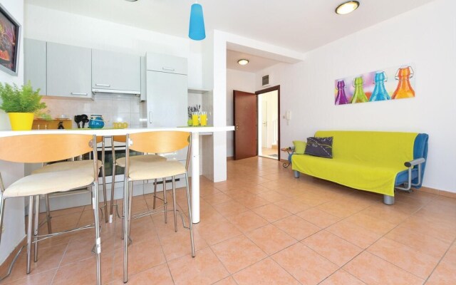 Nice Home in Vodice With Wifi and 1 Bedrooms