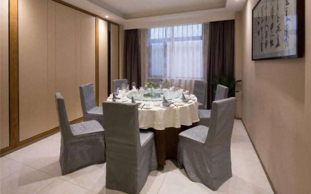Yong Cun Hotel (Xi'an Bell Tower)