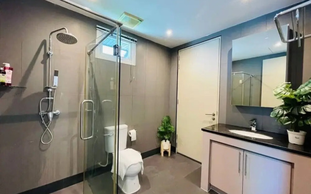Palm Oasis Pool Villa by Pattaya Holiday