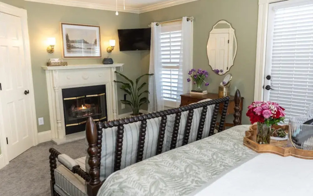 White Doe Inn